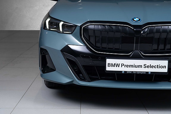 BMW i5 6 of 30