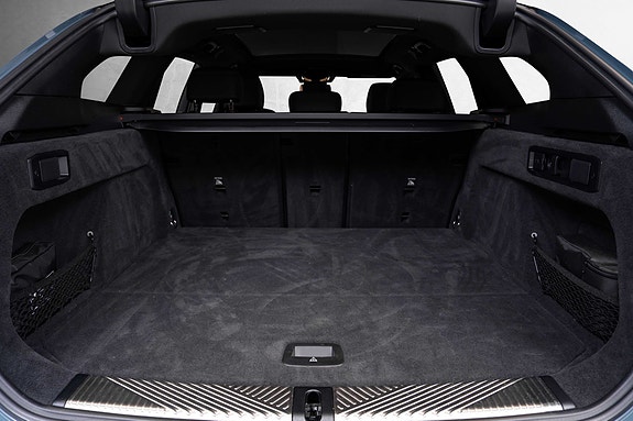 BMW i5 29 of 30