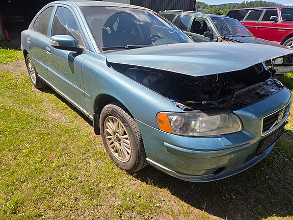 Volvo S60 5 of 5