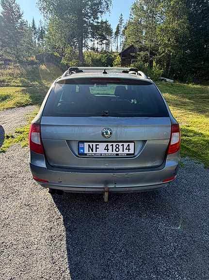Skoda Superb 4 of 5