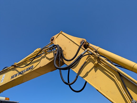 New Holland E145 23 of 30