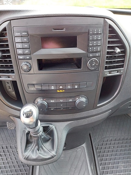 Mercedes-Benz Vito 114 12 of 28