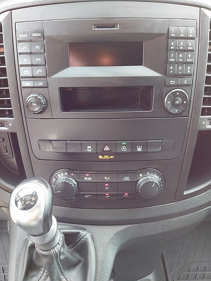 Mercedes-Benz Vito 114 13 of 28