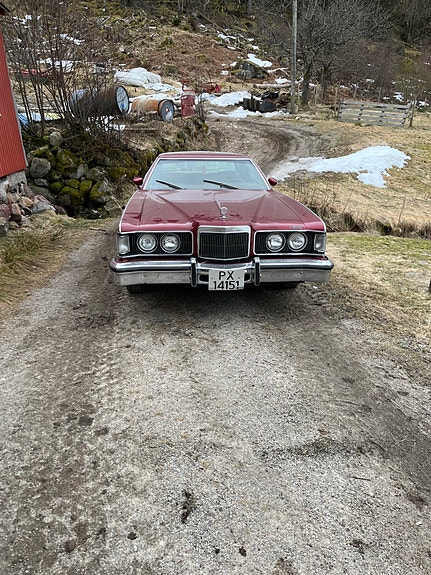 Mercury Cougar 1975 photo 2