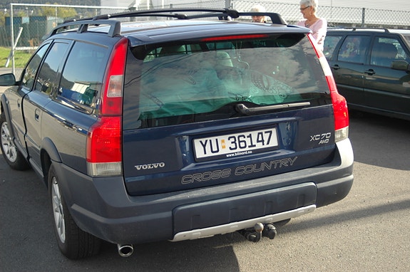 Volvo XC70 3 of 5