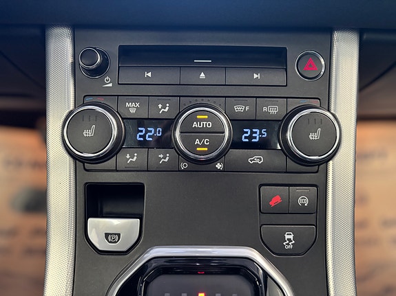 Land Rover Range Rover Evoque 24 of 30