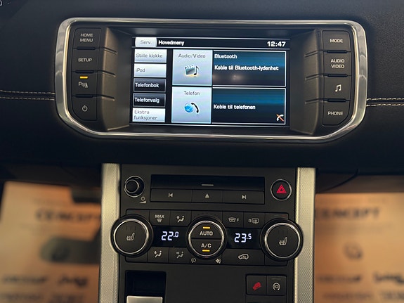 Land Rover Range Rover Evoque 23 of 30