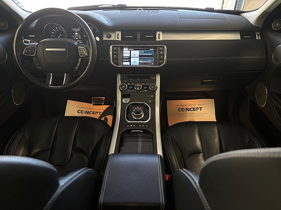 Land Rover Range Rover Evoque 18 of 30