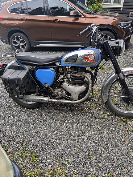 BSA Golden Flash 2 of 5