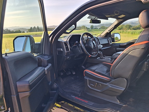Ford F-150 24 of 29