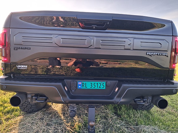Ford F-150 21 of 29