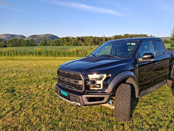 Ford F-150 15 of 29