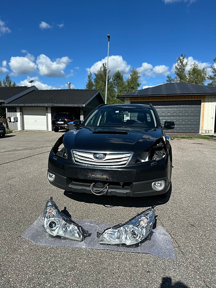 Subaru Outback 8 of 19