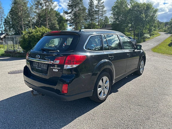 Subaru Outback 5 of 5