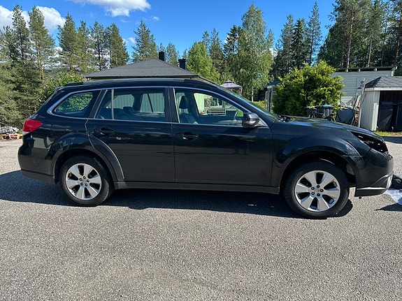 Subaru Outback 6 of 19