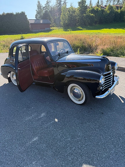 Vauxhall Velox 1951 photo 2