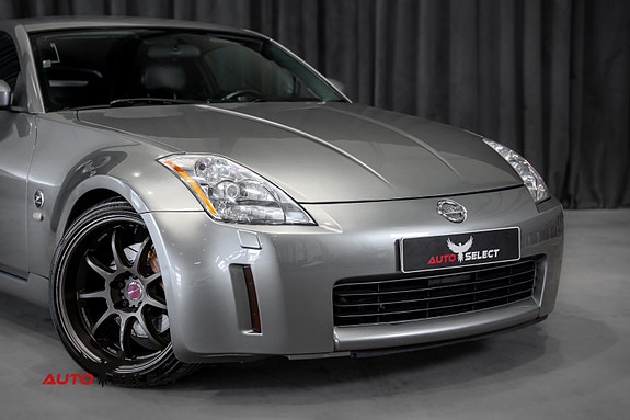 Nissan 350 Z 2 of 5