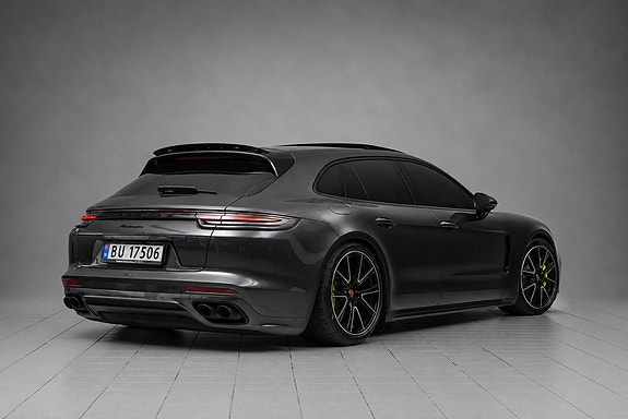 Porsche Panamera 3 of 5