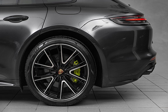 Porsche Panamera 12 of 30