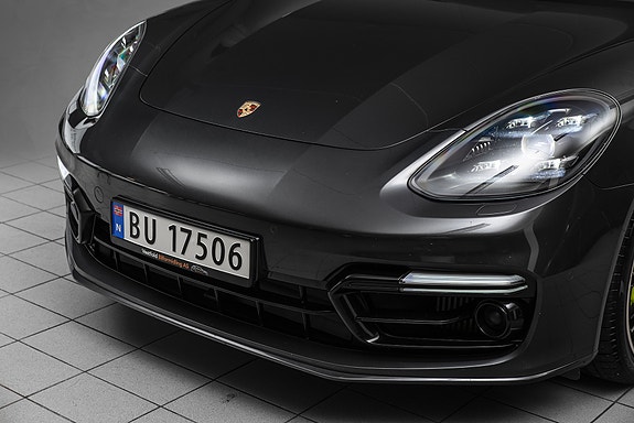 Porsche Panamera 8 of 30
