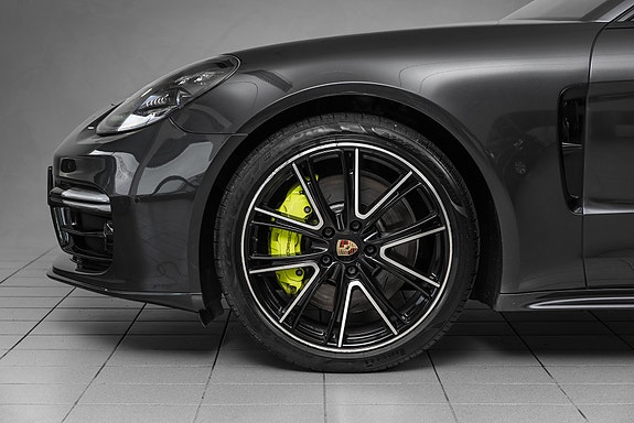 Porsche Panamera 11 of 30