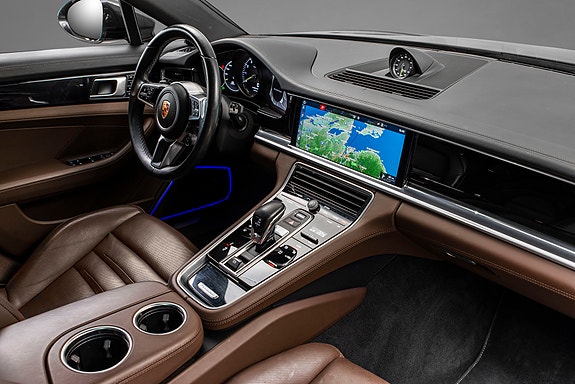 Porsche Panamera 23 of 30