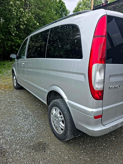 Mercedes-Benz Viano 4 of 30
