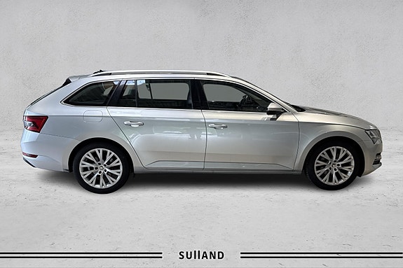 Skoda Superb 14 of 14