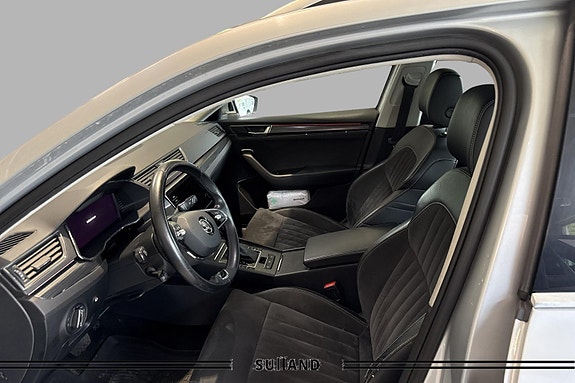 Skoda Superb 4 of 5