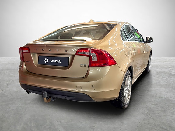 Volvo S60 5 of 5