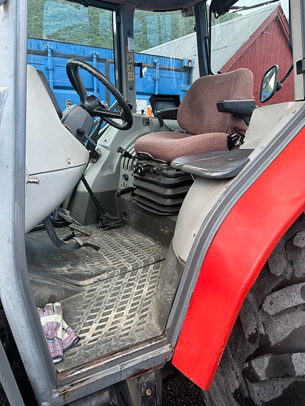 Massey Ferguson 4255 8 of 9