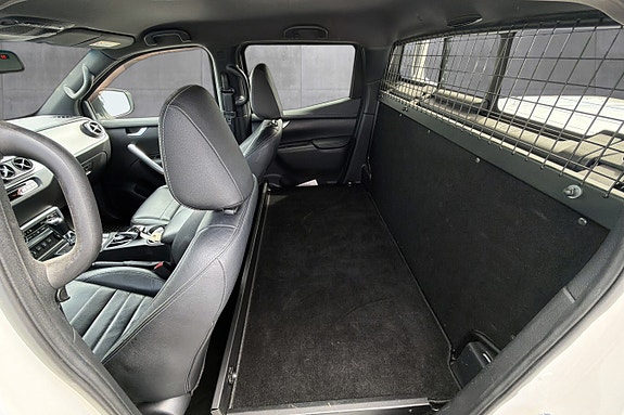 Mercedes-Benz X250 d 17 of 23