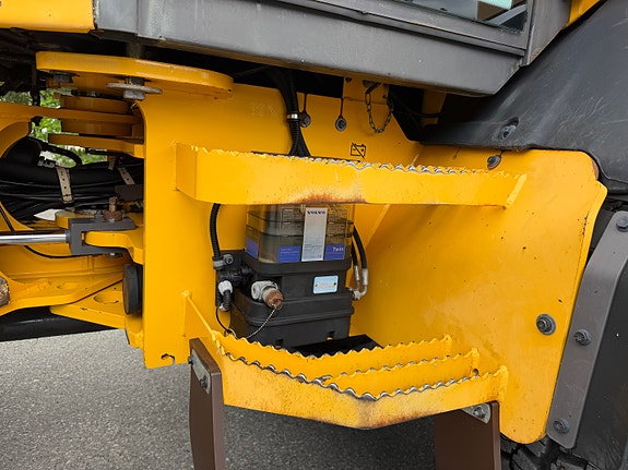Volvo L50G 23 of 30