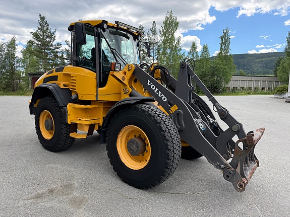 Volvo L50G 8 of 30