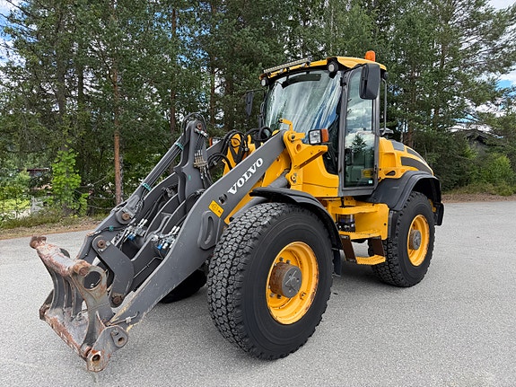 Volvo L50G 2 of 30