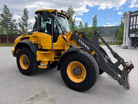 Volvo L50G 9 of 30