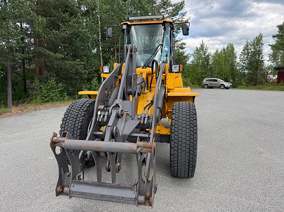 Volvo L45B 35km/h versjon med hydraulisk pallegaffel og skuffe. 4 of 30