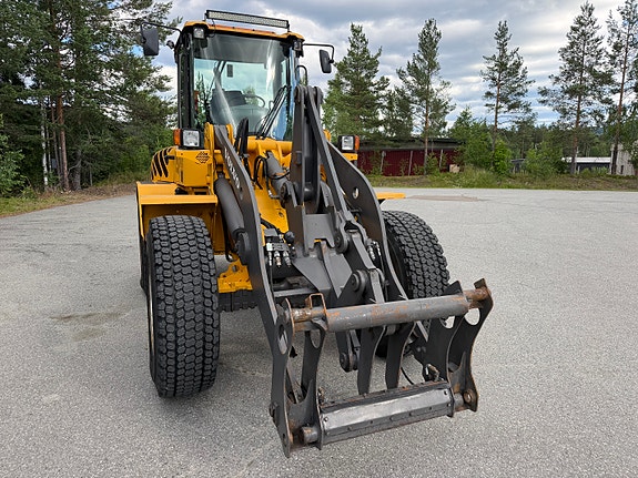 Volvo L45B 35km/h versjon med hydraulisk pallegaffel og skuffe. 8 of 30