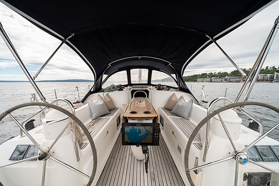 Jeanneau Sun Odyssey 40.3 – Velholdt turseiler med omfattende utstyrspakke 28 of 30