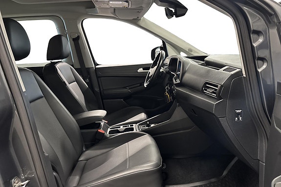 Volkswagen Caddy Maxi 23 of 26