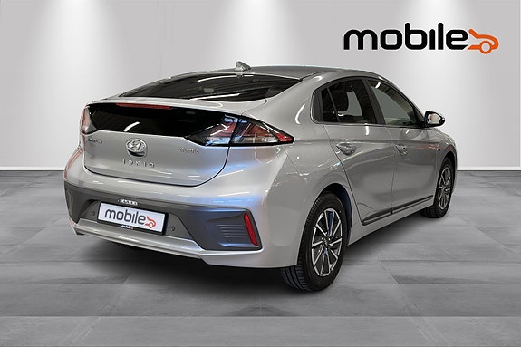 Hyundai IONIQ 3 of 5