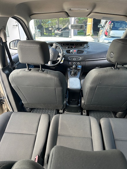 Renault Scenic III 10 of 15