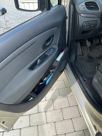 Renault Scenic III 9 of 15