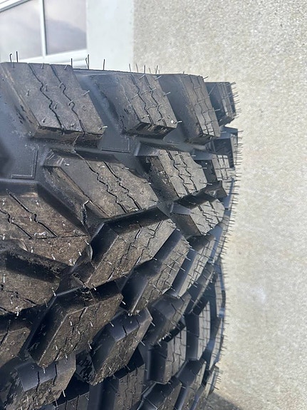 Andre Nokian Hakkapelitta TRI 2 of 5