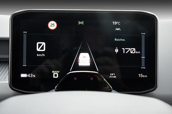 Kia PV5 13 of 24