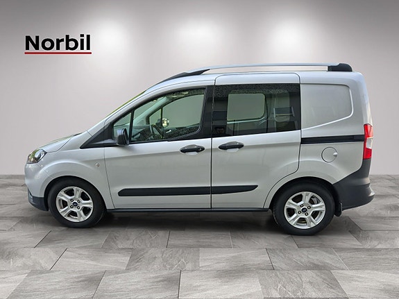 Ford Transit Courier 2 of 5
