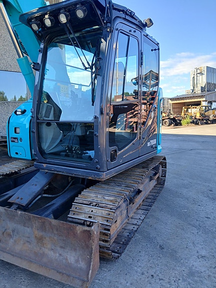 Kobelco SK75SR-7