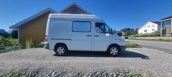 Mercedes-Benz Sprinter 208 2001 photo 4
