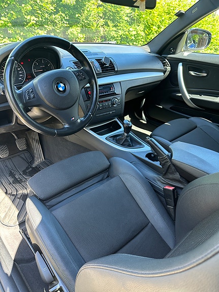 BMW 118d 9 of 12