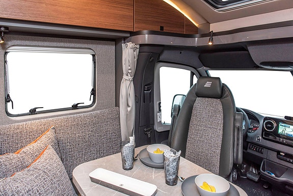 Hymer B-MC T 680 Alde I Lithium batterier I dobbelbunn. 3 of 5